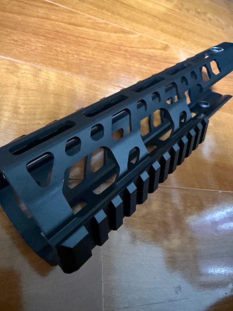 Airsoft Artisan SUR300 10inch ハンドガード