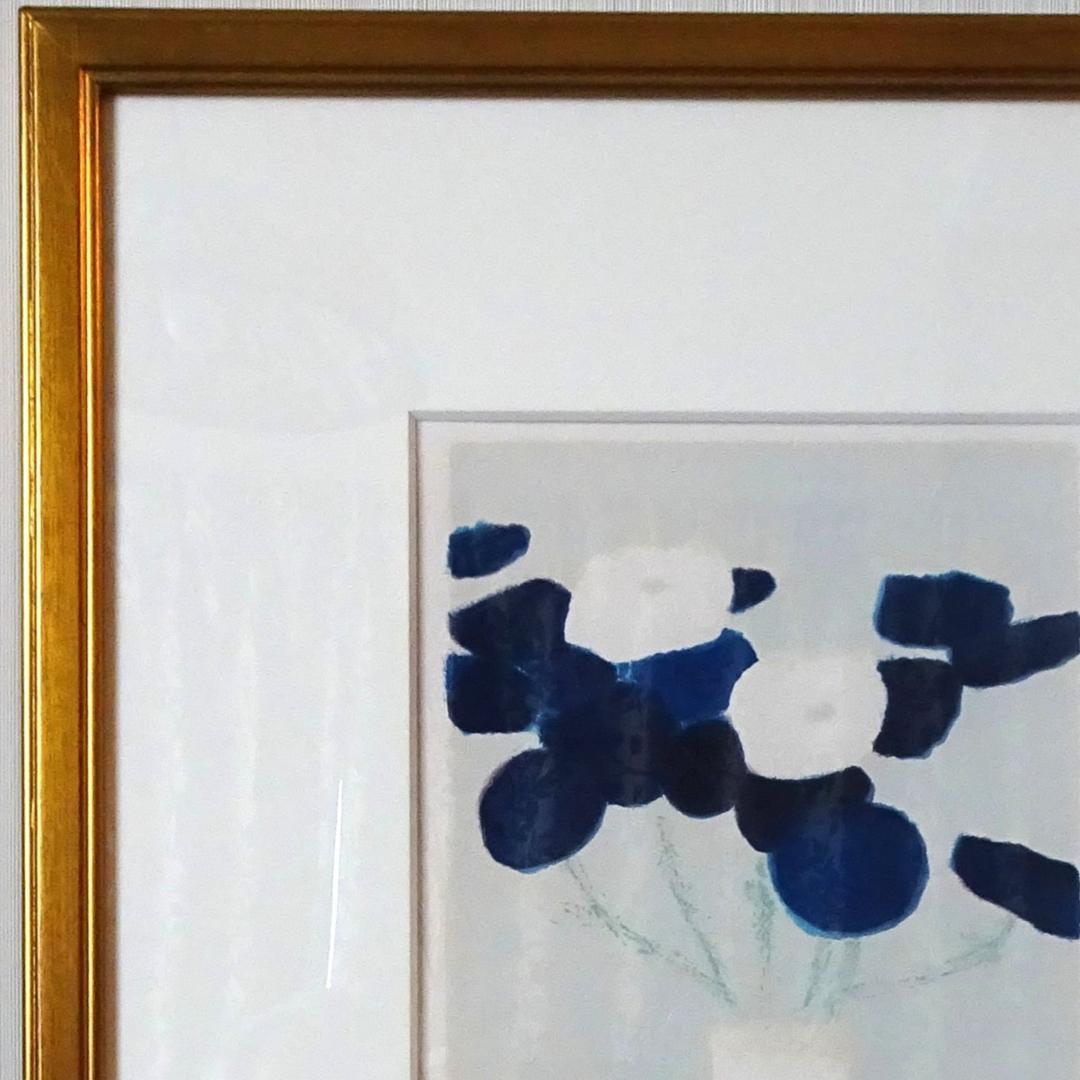 カトラン　Bernard Cathelin　リトグラフ　紺と白のアネモネ