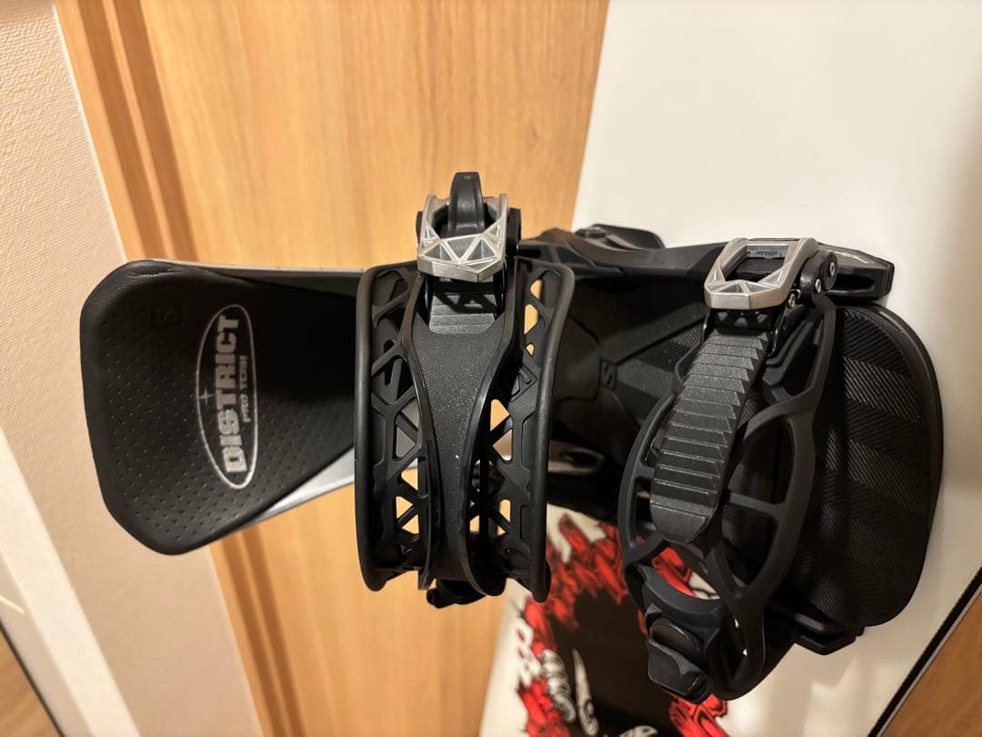 スノーボード3点セット（板+ビンディング+ブーツ）+おまけケース付き