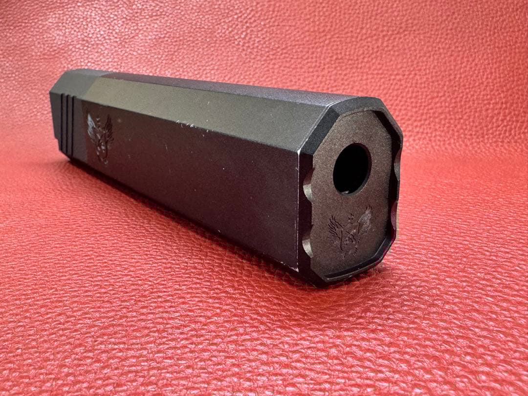 Big Dragon製 Osprey タイプ サプレッサー（リアル刻印モデル）