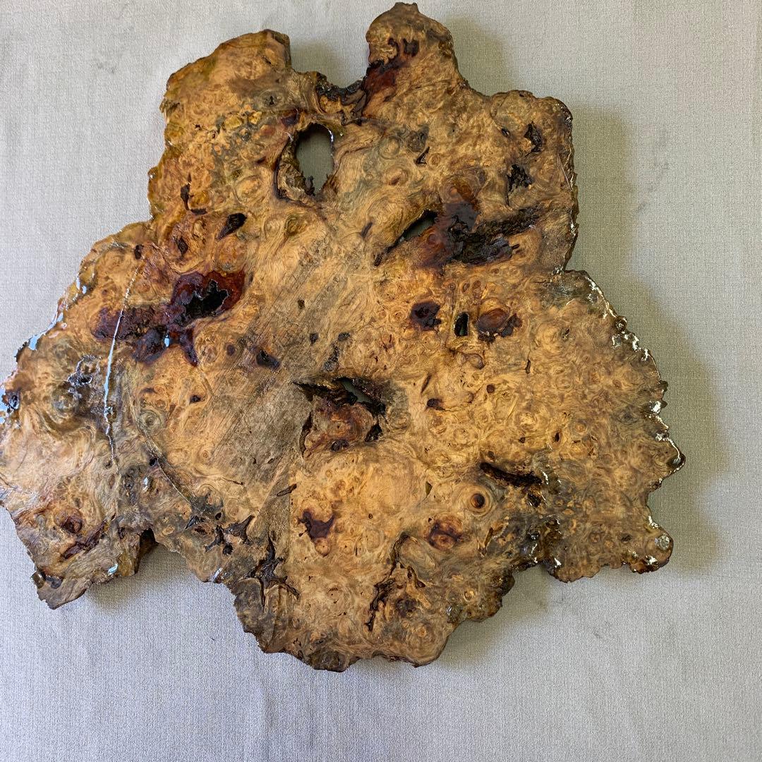 自然形状座卓　花台