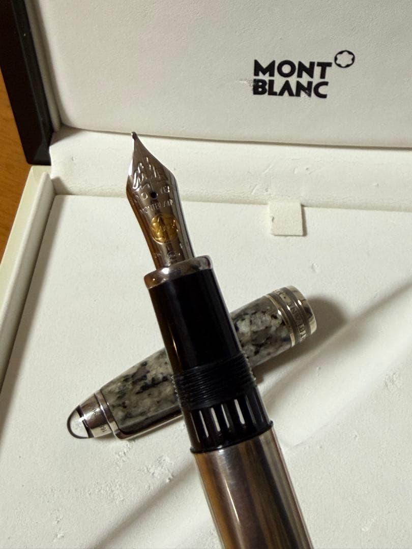 モンブラン 万年筆 100周年記念 マイスターシュテュック グラナイト中古品 F