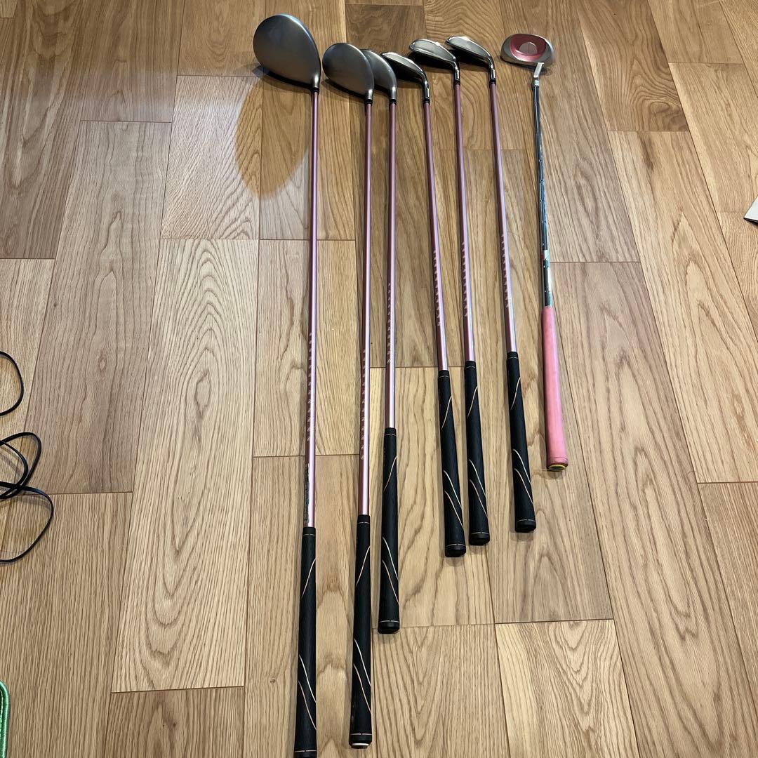 paradisoレディースゴルフクラブセット 7本 ピンク右利き用