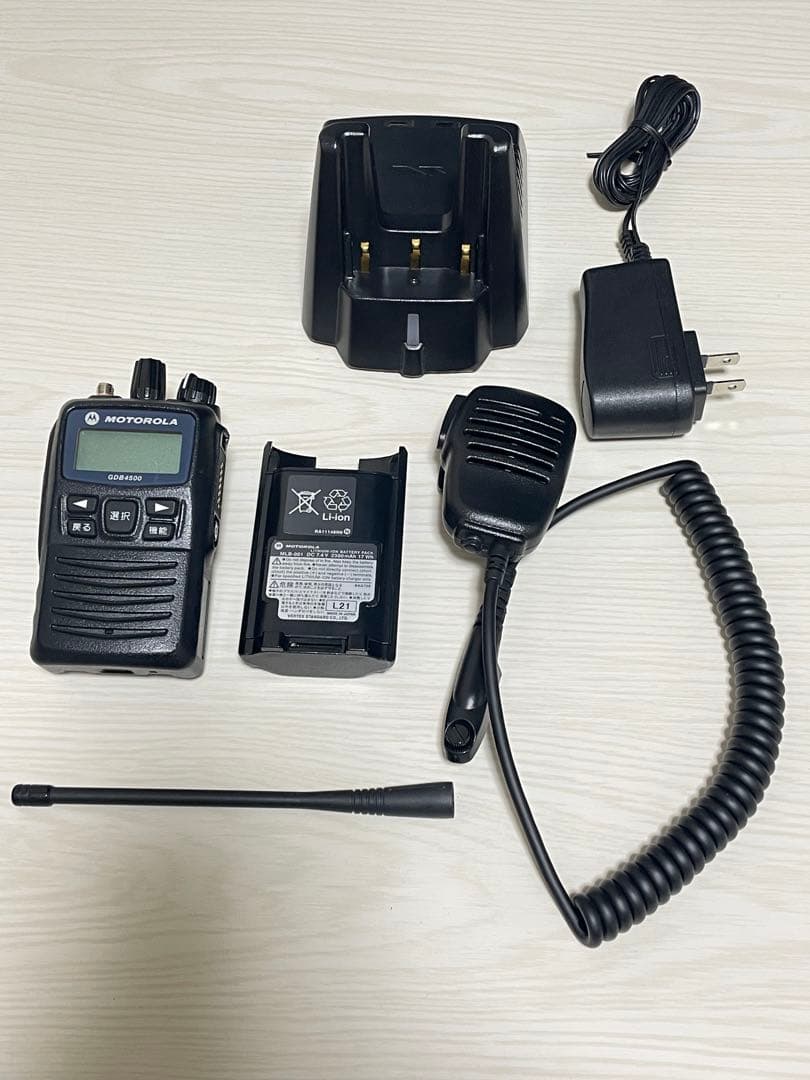 【廃局済】モトローラ デジタル簡易無線機 免許局 GDB4500 SPM付
