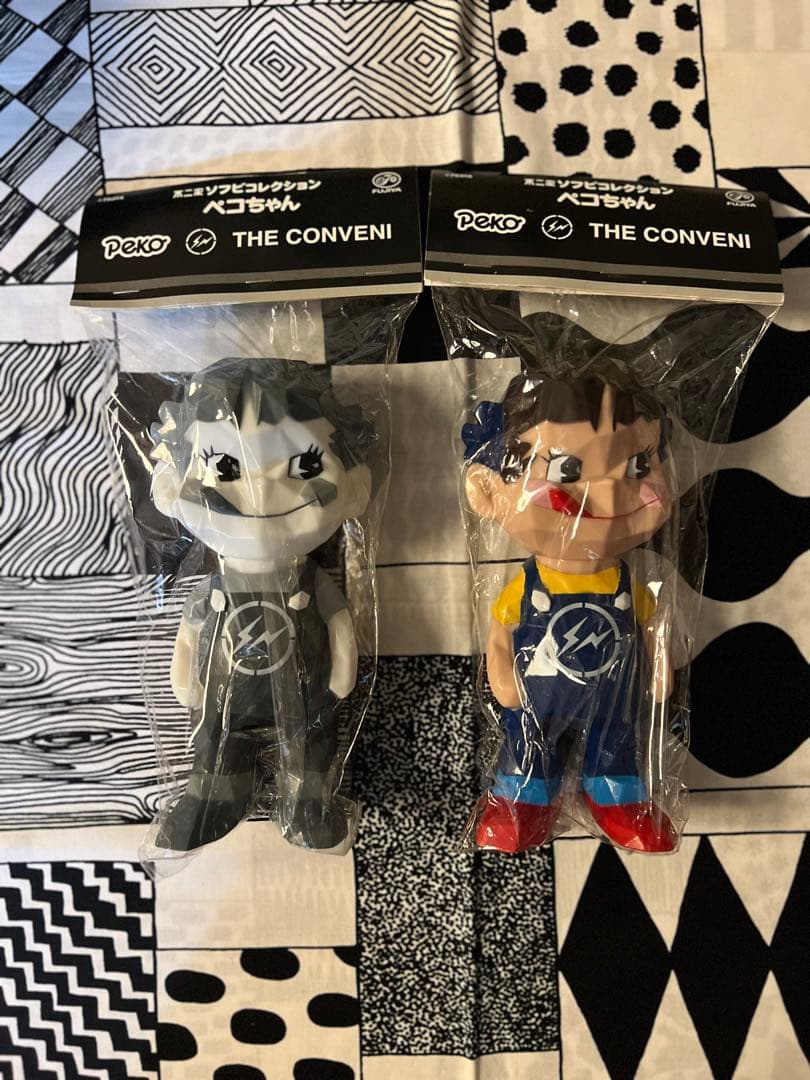 fragment design コンビニ　ソフビペコちゃんセット
