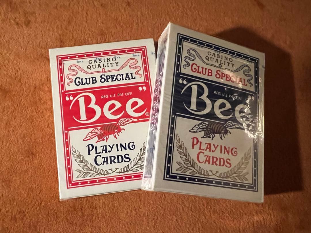 Bee Wynn Playing Cards 赤青 新品