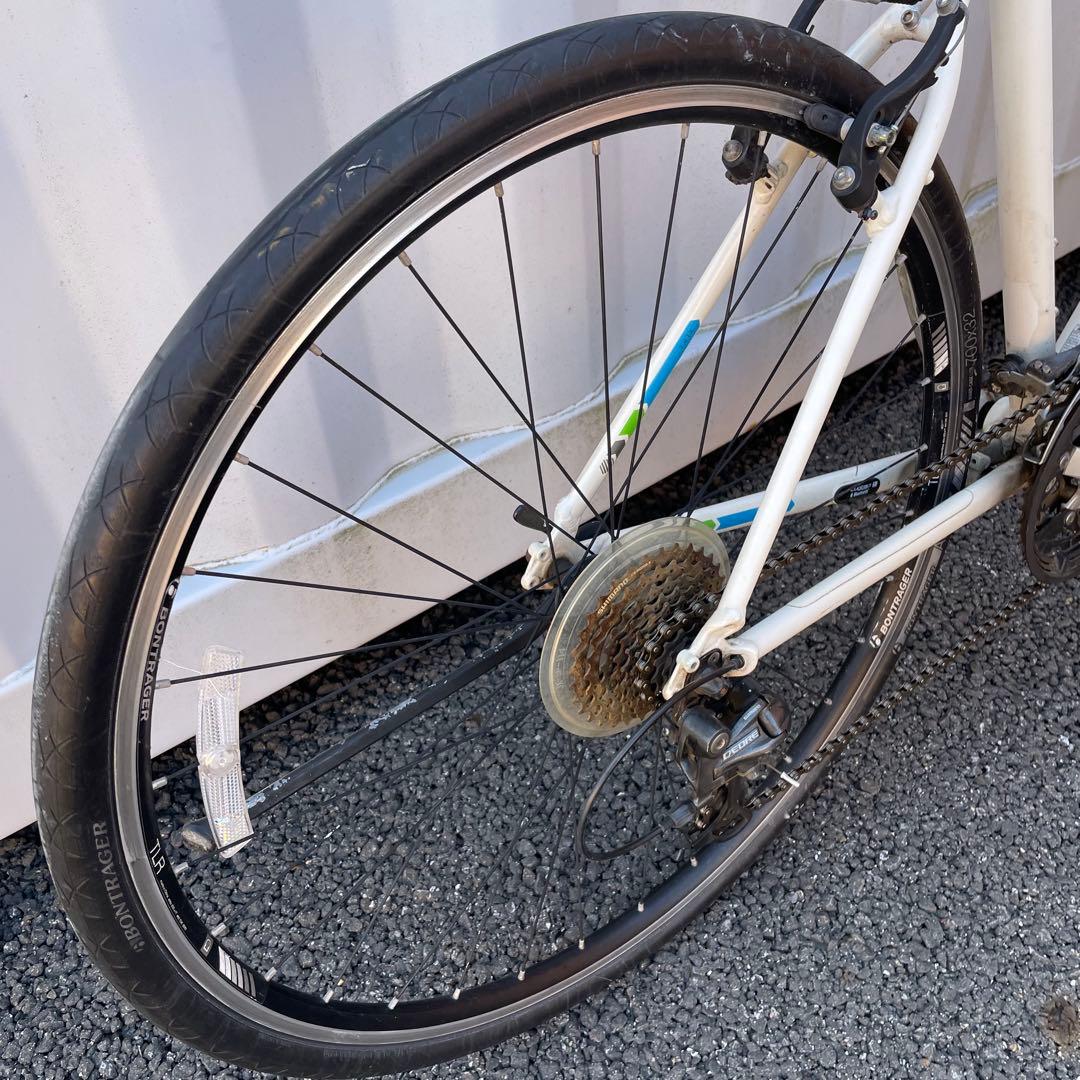 クロスバイク 7.4FX 身長175-186cm 定価8.3万円 ホワイト