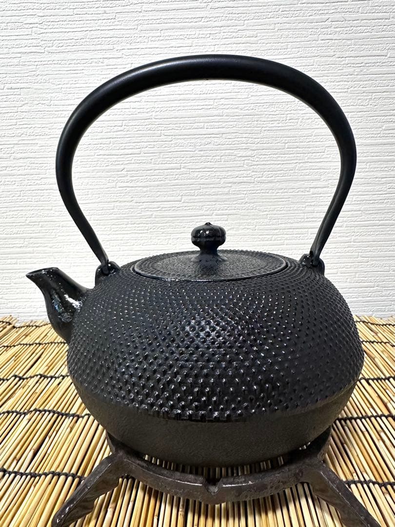 未使用品　南部特製銘(宝星堂)造　１５型アラレ　南部鉄瓶　南部鉄器　調理器具