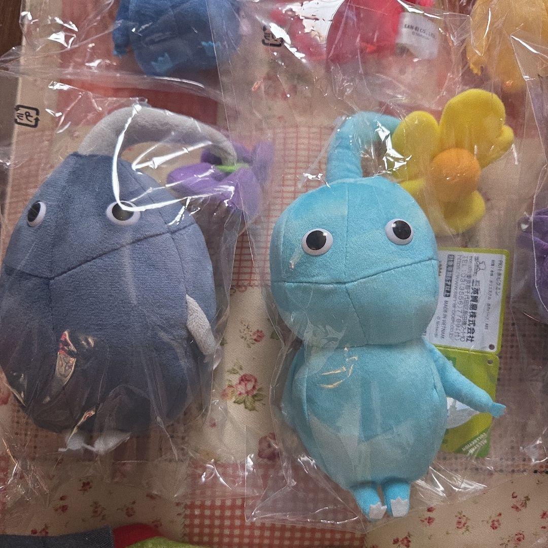 本日削除　早い者勝ち　ピクミン ぬいぐるみ 9体セット