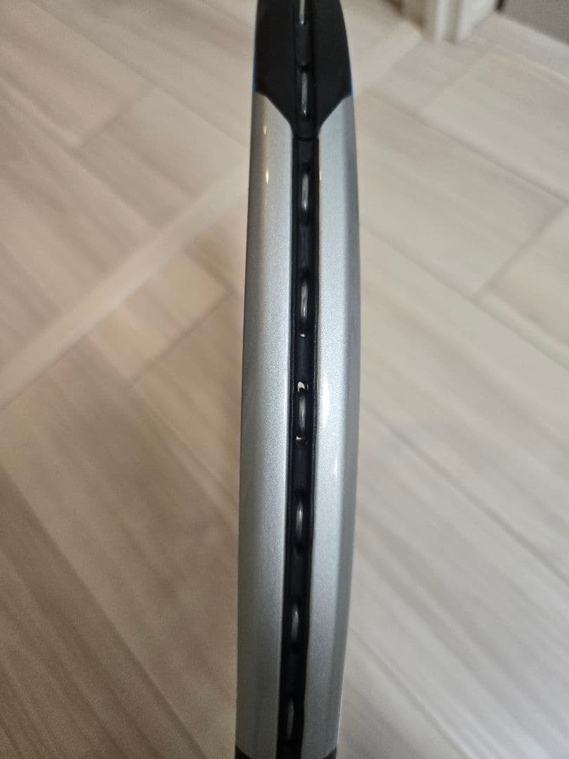 Wilson Ultra 100 v3 (硬式テニスラケット)