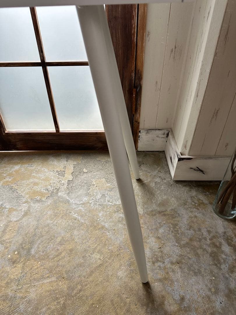 スタンド付き　電子ピアノ88鍵盤　木目調ボディ　ホワイト