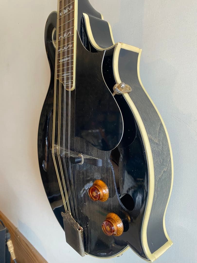 StaffordスタッフォードF-Style エレクトリック・フラットマンドリン