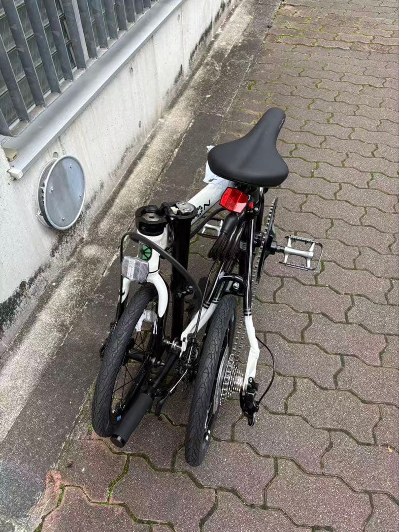 DAHON K3Plus自転車ブラック×ホワイトグラデーショ k9x 【未使用】