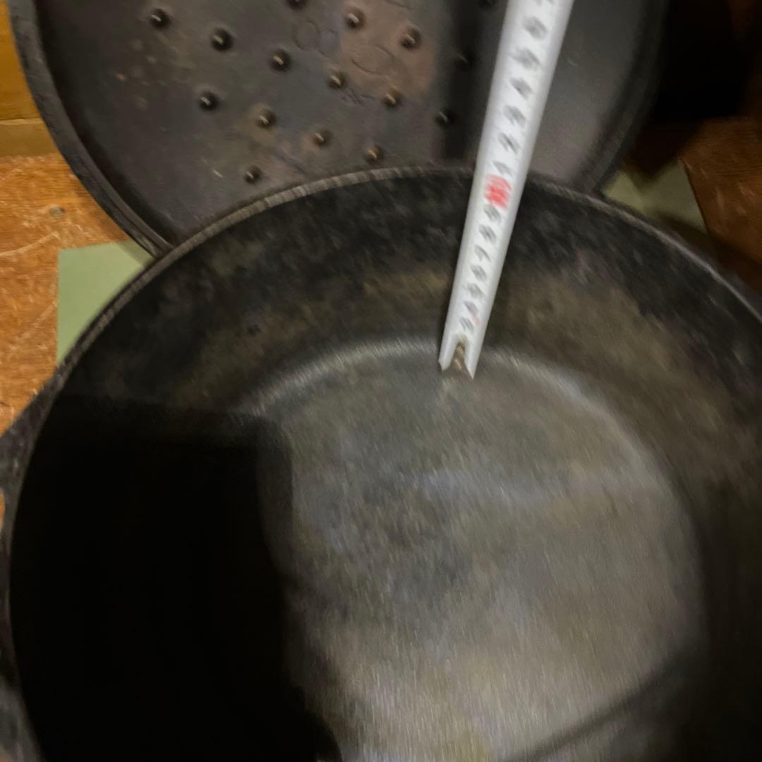 ヴィンテージLODGEダッチオーブン　五徳付き！！