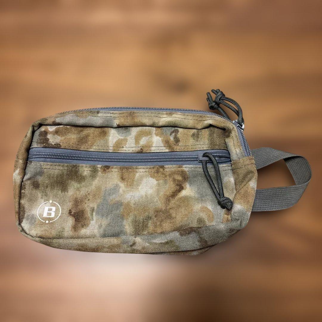 ブリーフィング　ダブルジップポーチ　美品