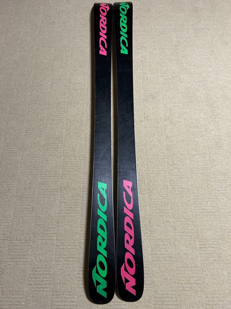 NORDICA ノルディカ　177cm フリースキー