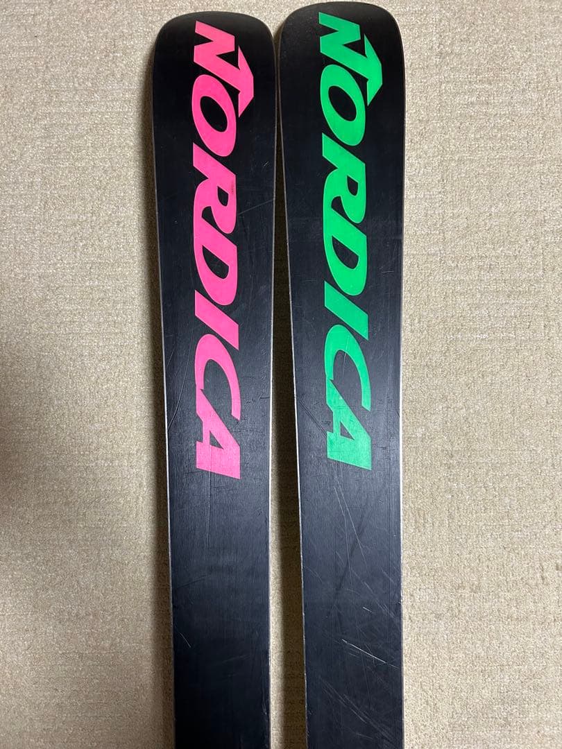NORDICA ノルディカ　177cm フリースキー