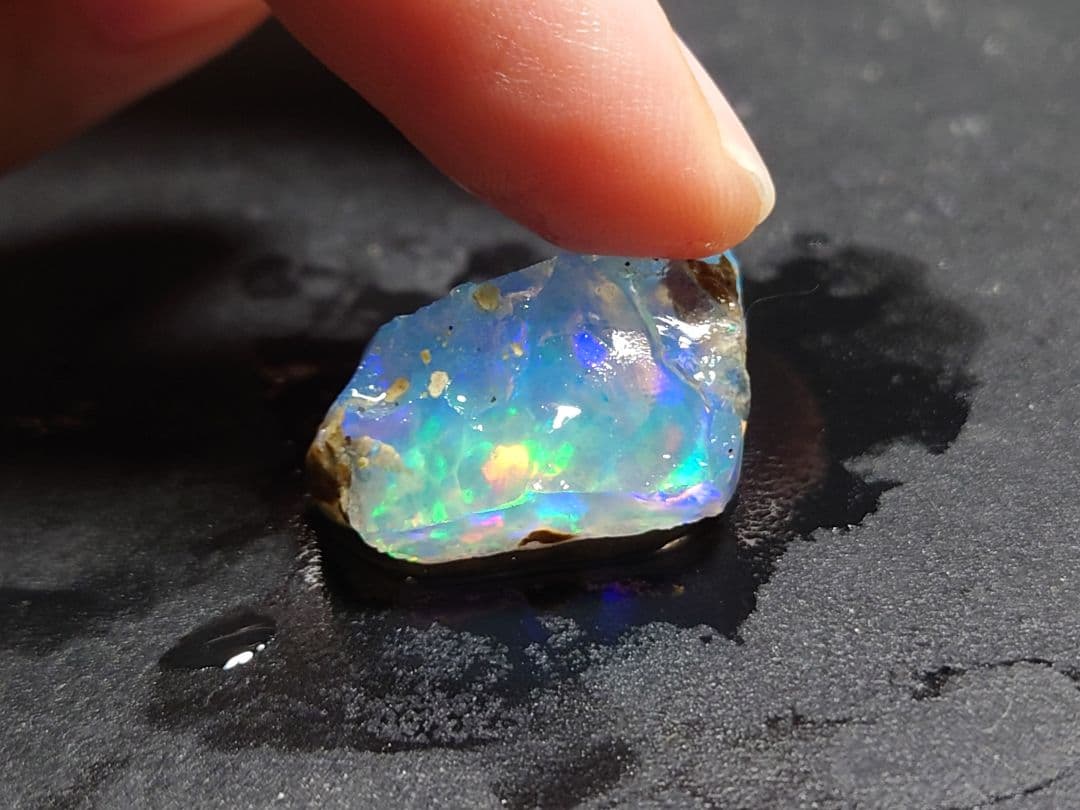 エチオピアウェロ産　チョーク　オパール　原石　鉱物標本