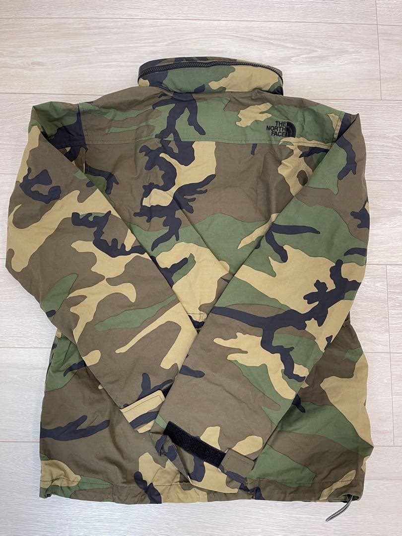 ノースフェイス スノーボードウェア メンズ L 上下セット 防水防寒 即日発送