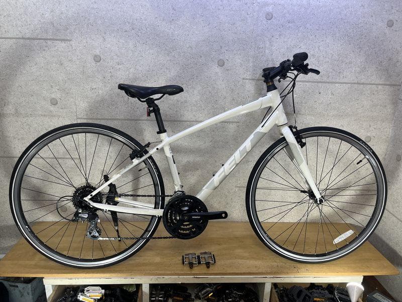 FELT　VERZA　SPEED　５０　sizeS クロスバイク