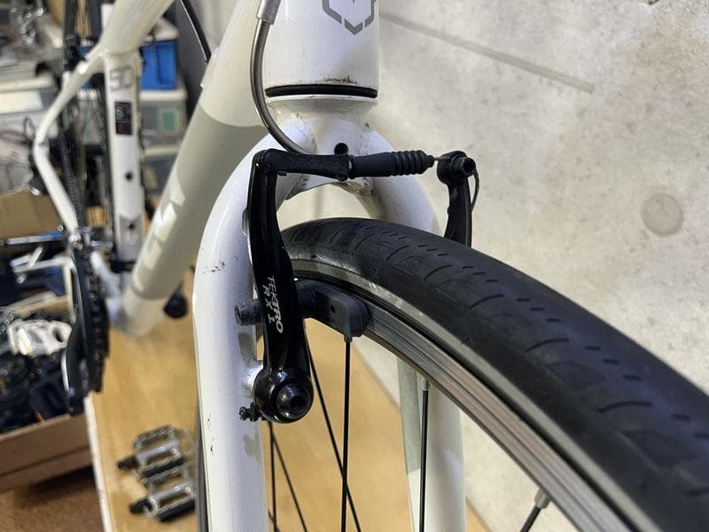 FELT　VERZA　SPEED　５０　sizeS クロスバイク