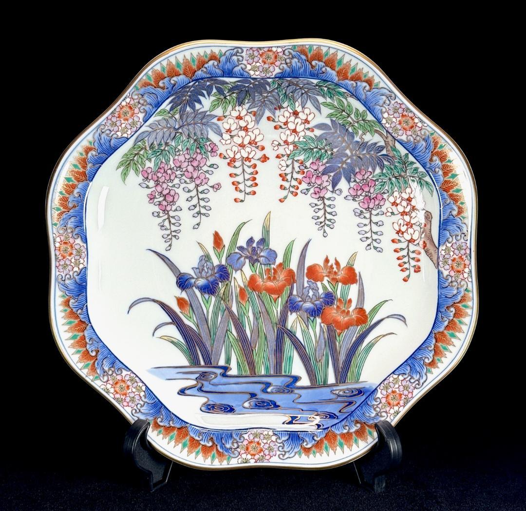 有田焼　弥左衛門　色絵藤菖蒲文皿　直径29.5㎝ 高さ5㎝