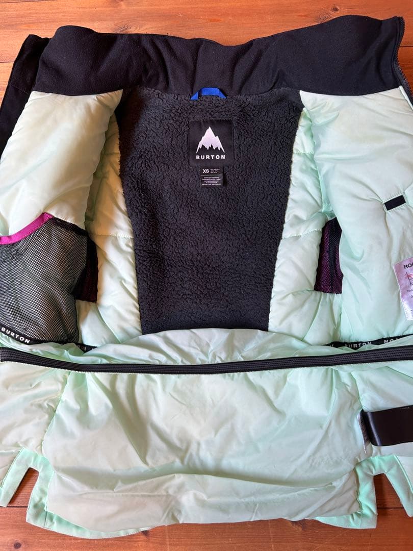 バートン　Burton　キッズ　スノーボードウェア　スノーウェア　XSサイズ