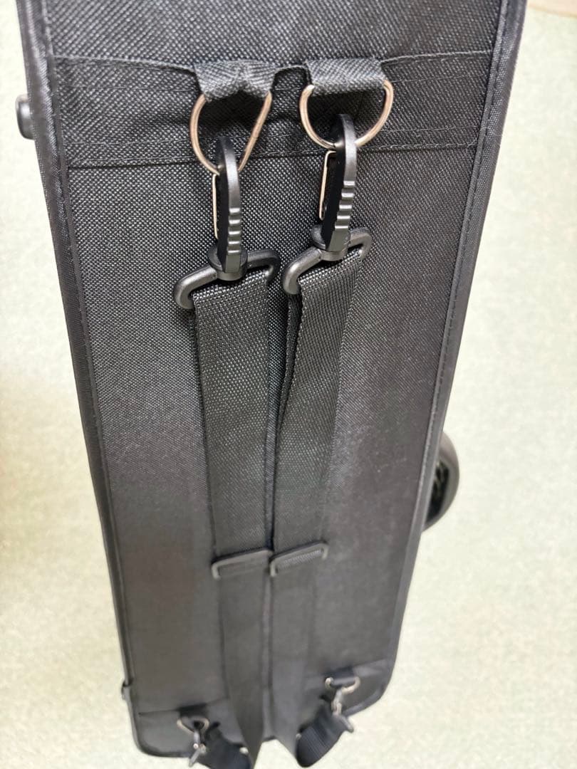 高品質・美品 初心者向け（本体/弓/肩当て/ケース/松脂）セット バイオリン