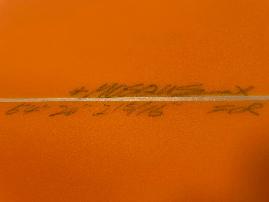 【本日まで】サーフボード　ミッドレングス　6.4