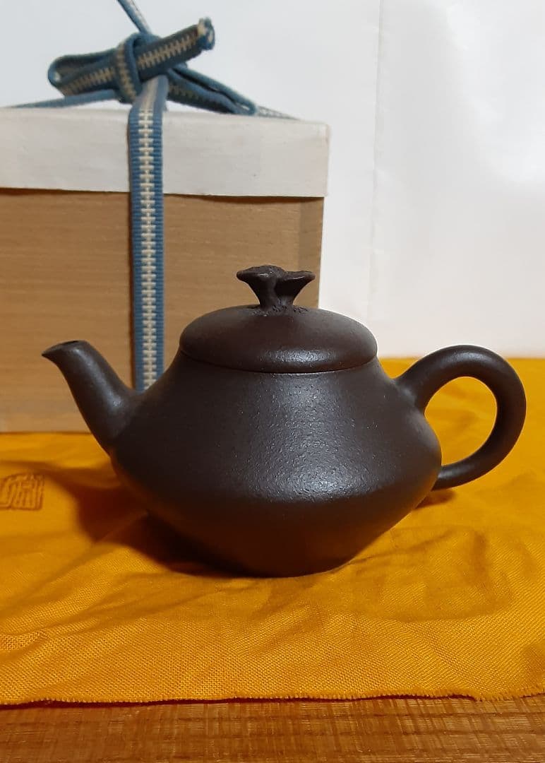 人間国宝　三代　山田常山　梨皮烏泥茶銚　霊芝摘　急須　KS