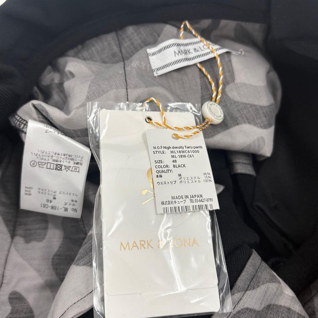 新品タグ付き　MARK&LONA マークアンドロナ ゴルフパンツ 黒 702