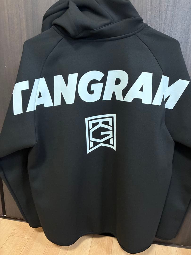 タングラム　パーカー　Ｍサイズ