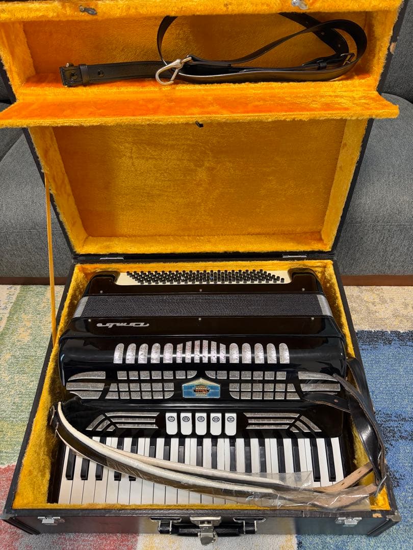 TOMBO プロモデルアコーデイオンNo.75 41鍵盤 120ベース