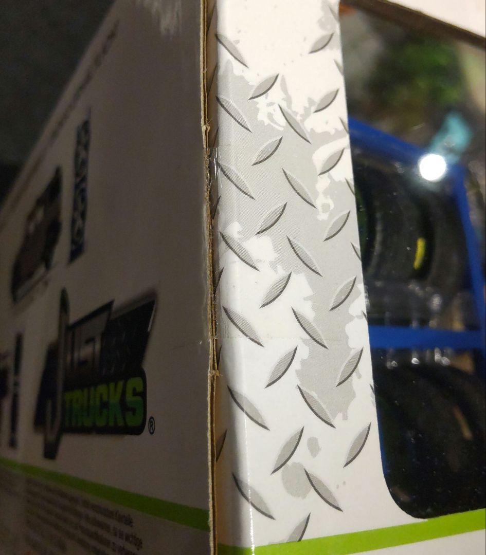 ジェイダトイズ1/24ハマーH2カスタムホイール＆ラック付き☆未開封ミニカー♪