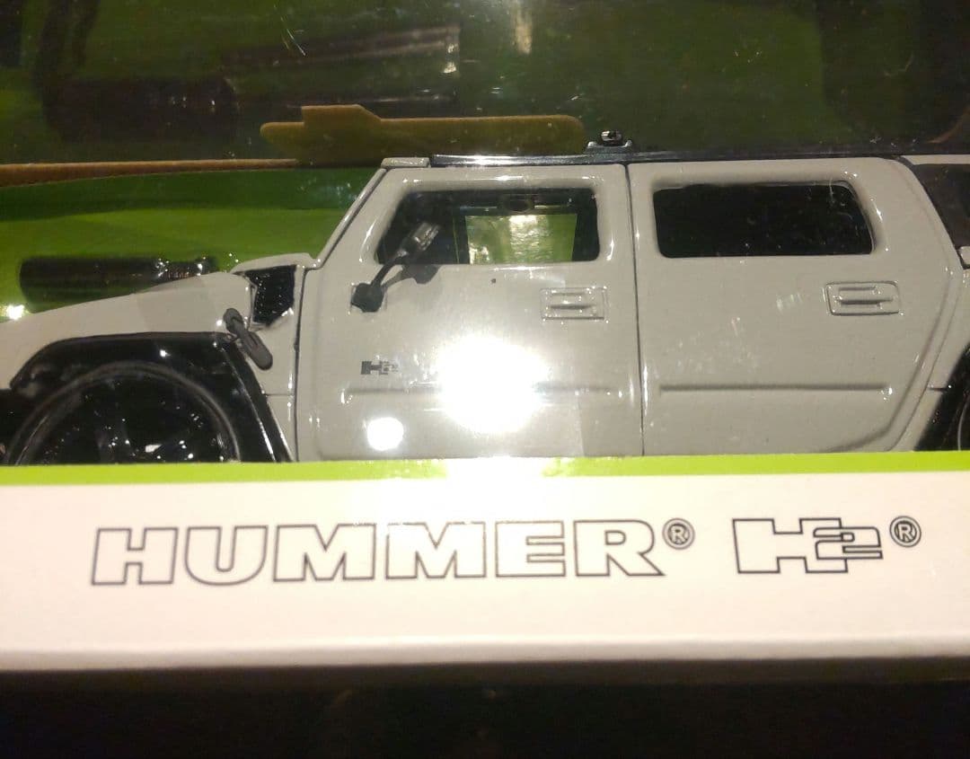 ジェイダトイズ1/24ハマーH2カスタムホイール＆ラック付き☆未開封ミニカー♪