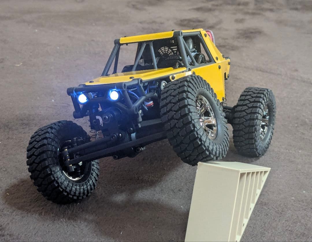 UDI R/C UCX2405 PRO ブラシレスモーター　4WS モデル