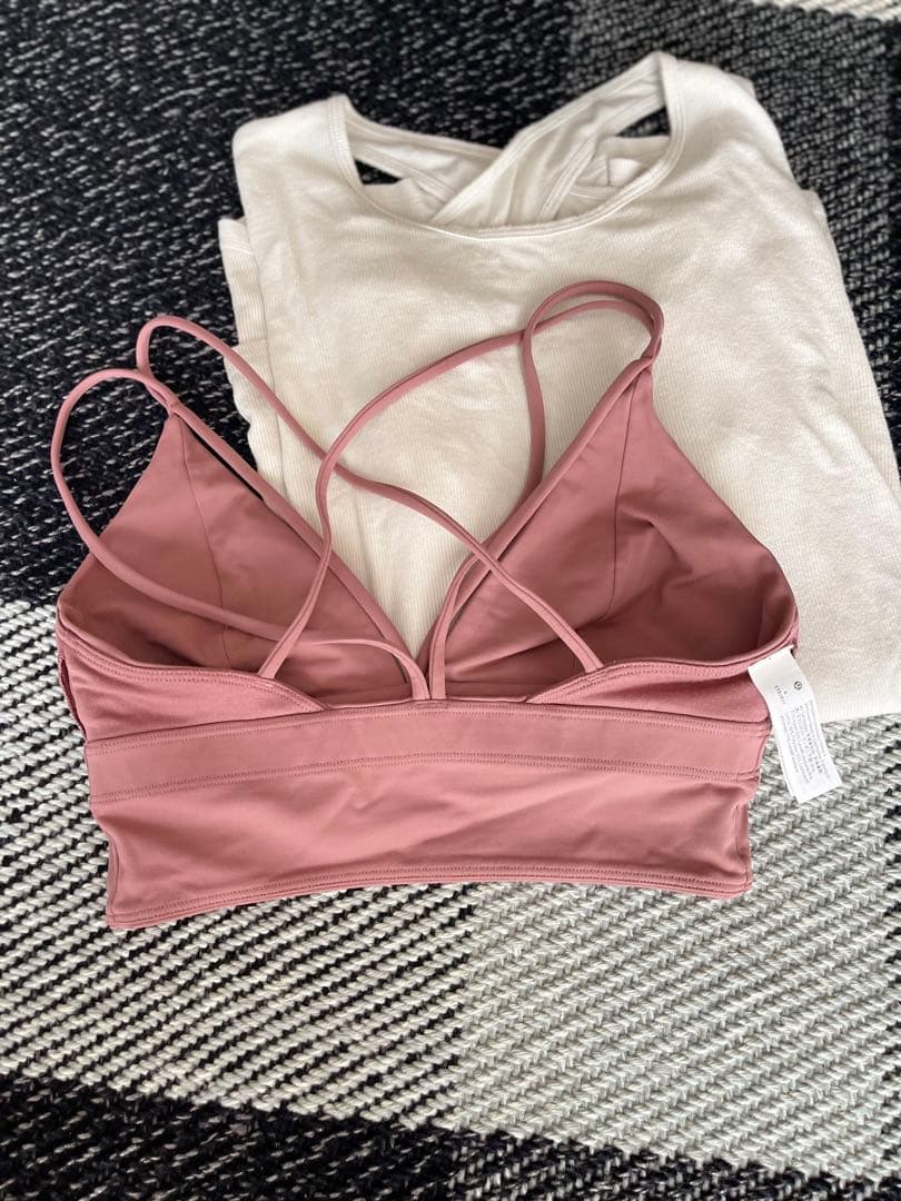 Lululemon ヨガ／ピラティス トップス 3点セット（Size 4）