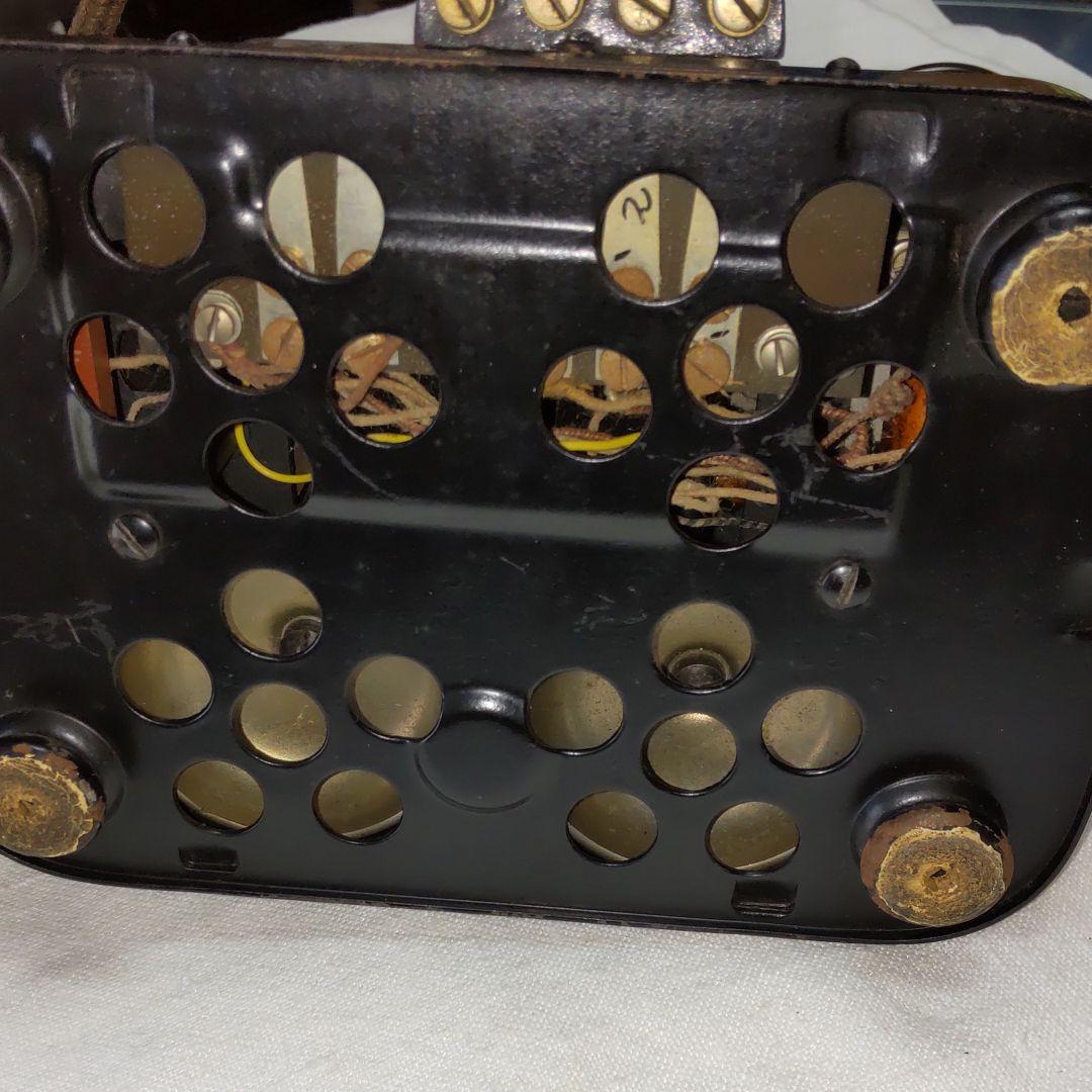 1930年代、スエーデン電話器。