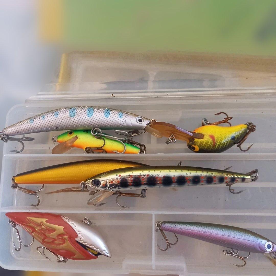 釣具用品★バス釣り★ホーグリー・ルアー★ミノーセット★グラインダー武蔵ルアー付