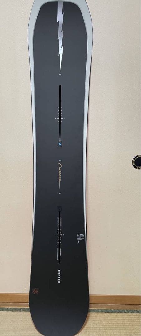 スノーボード　BURTONバードンCustom 22-23モデル　154センチ