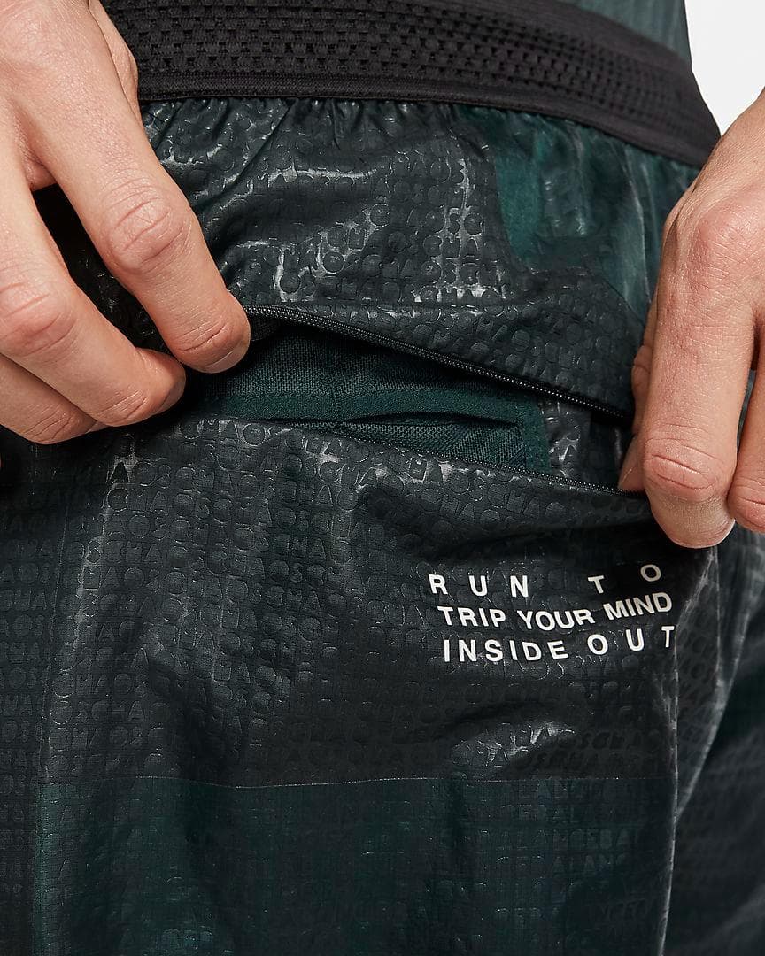 ☆匿名発送☆ナイキ　ランニングショートパンツ　GYAKUSOU