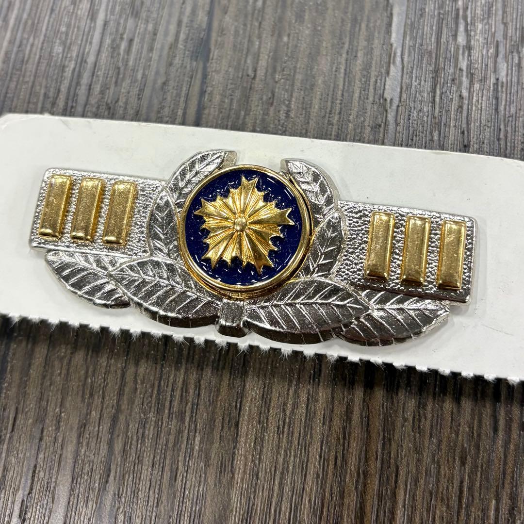 日本警察 階級章 レプリカ 記章 バッジ ワッペン 新品未使用 巡査部長