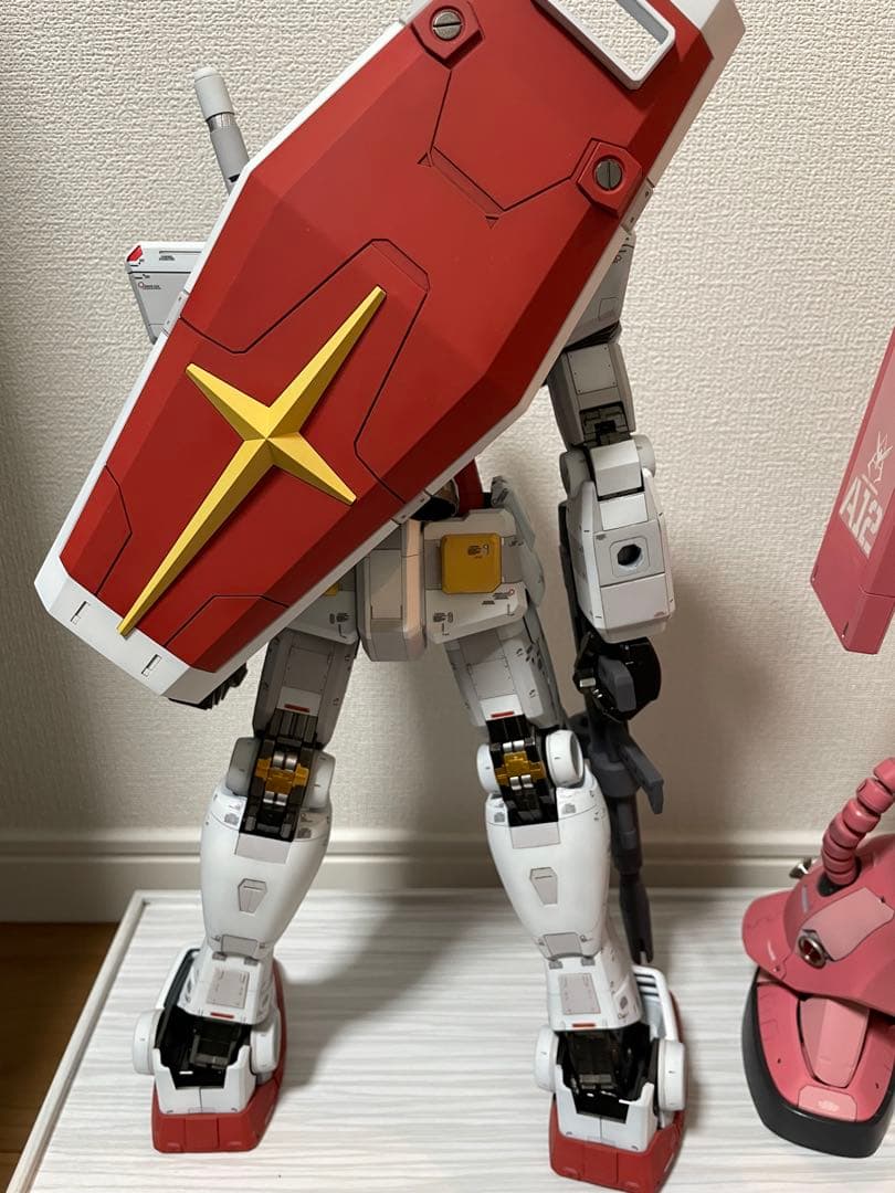 1/48 メガサイズ　ガンダム　ザク　2体セット完成品