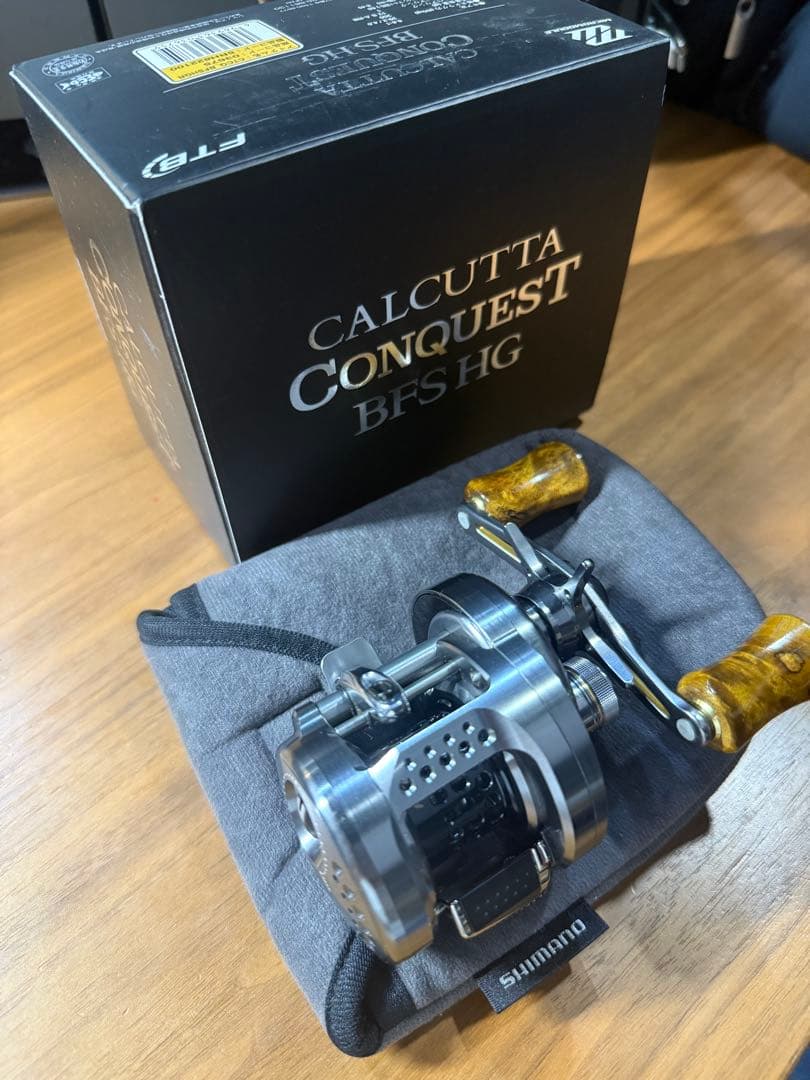 シマノカルカッタコンクエスト　17BFS HG 美品箱付き　中古