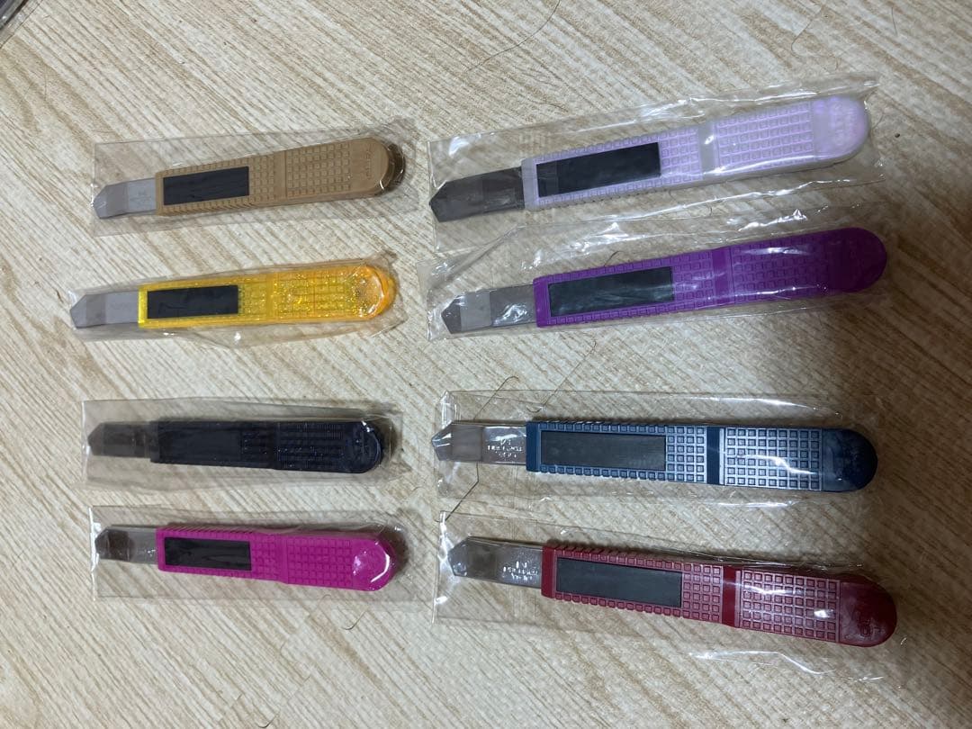 オルファ　カッター　中刃ショート　非売品