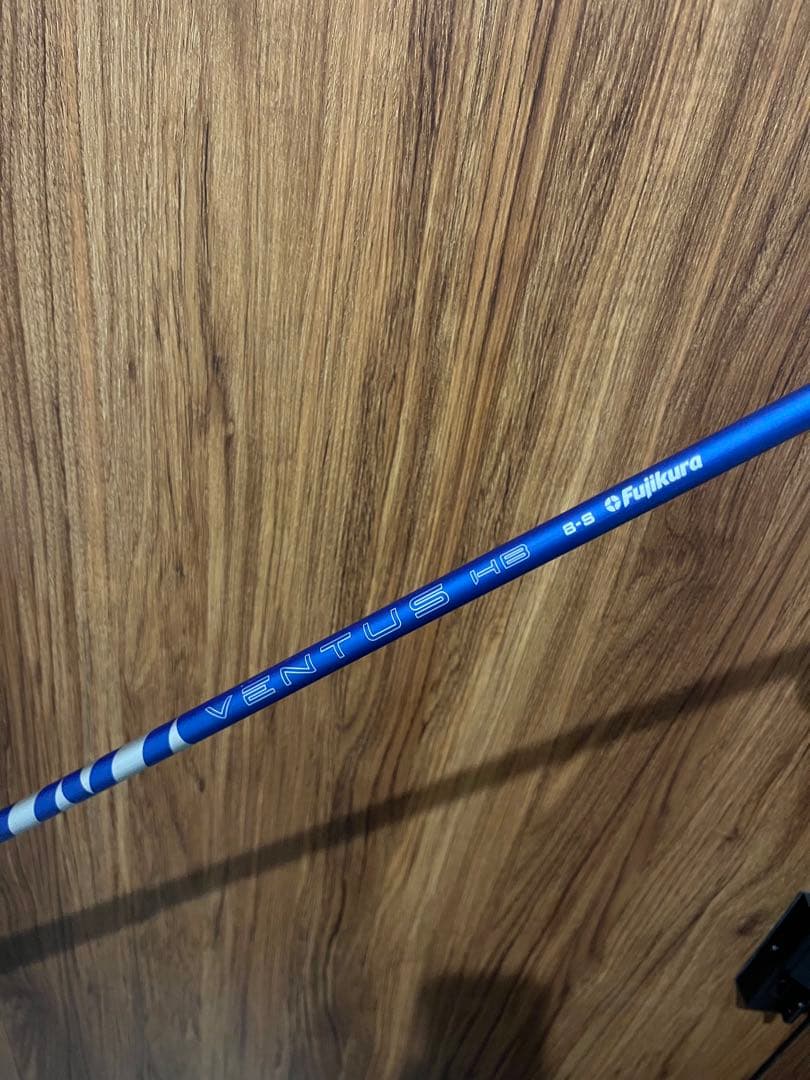 24 VENTUS BLUE HB 8S シャフト　タイトリスト