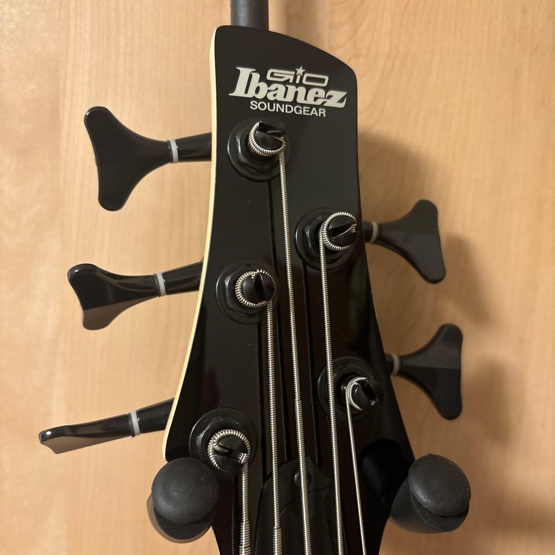 【新品同様】5弦ベース Ibanez GSR205B-WNF