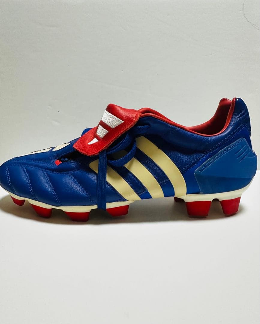 新品未使用 adidasプレデターマニア Predator Mania 26.5