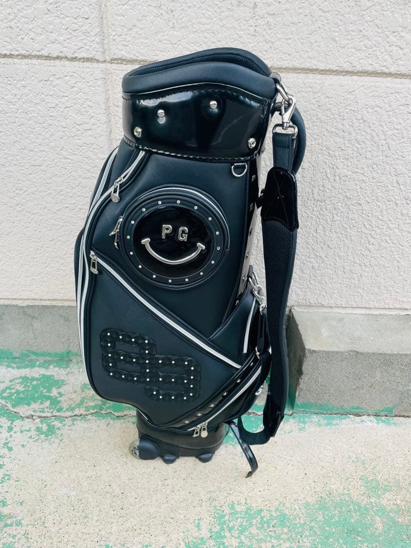 【最終価格】PEARLY GATES ブラックゴルフバッグ