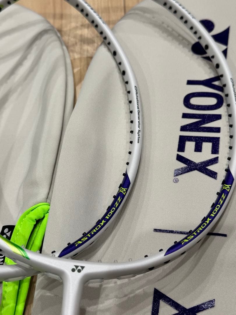 YONEX ASTROX 100ZZ(AX100ZVA) 4U6 2本セット